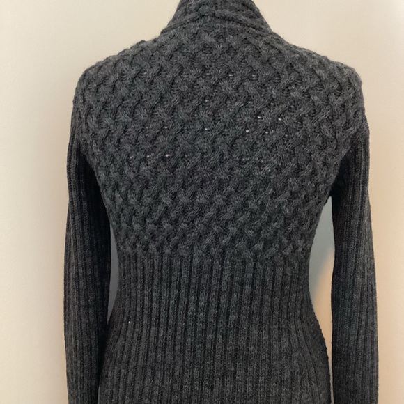 MADE IN IRELAND Inis Crafts One Button Wool Sweater Cardigan Jacket Black Large - Picture 5 of 6